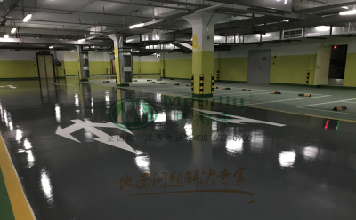 ‌旧地面翻新方案：霍城环氧地坪涂层覆盖混凝土裂缝修复技术